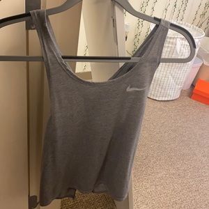 nike open back workout tank